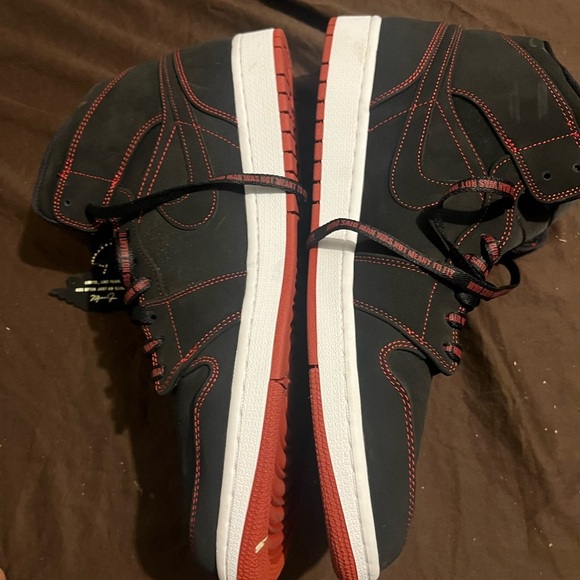 Jordan Black and Red Athletic High-Top Sneakers Jordan 1 Come Fly With Me - Picture 5 of 12